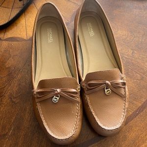 Michael Kors brown leather loafers (size 10m)